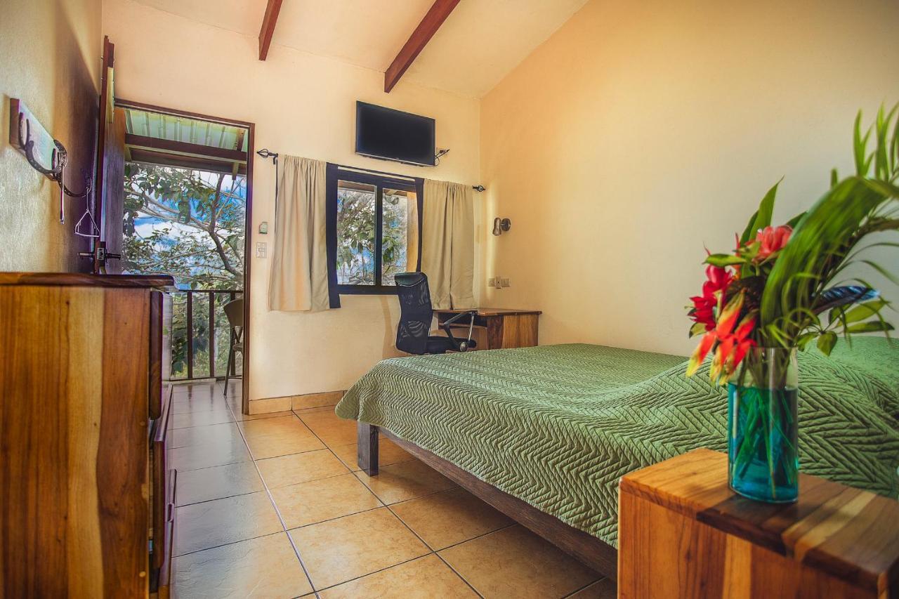 Hotel La Hacienda Quesada  Luaran gambar
