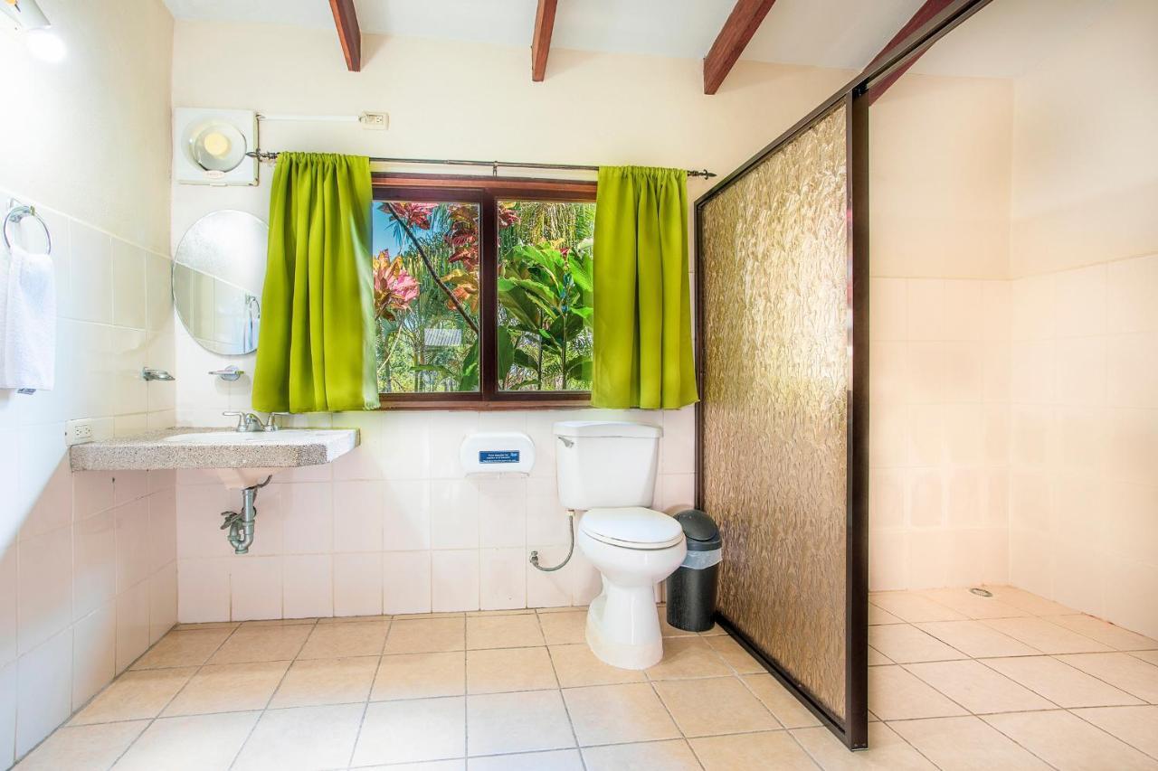 Hotel La Hacienda Quesada  Luaran gambar
