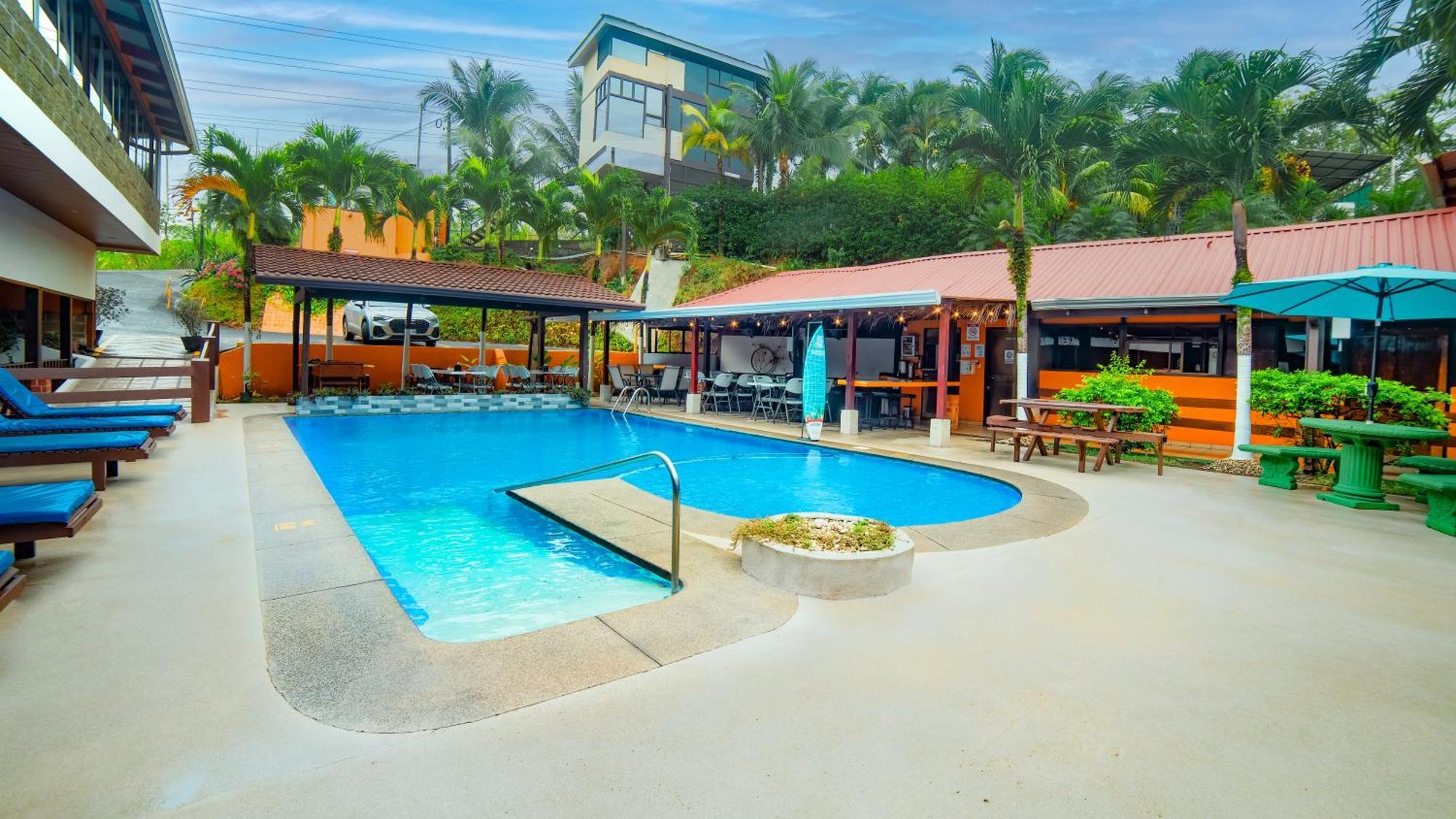 Hotel La Hacienda Quesada  Luaran gambar
