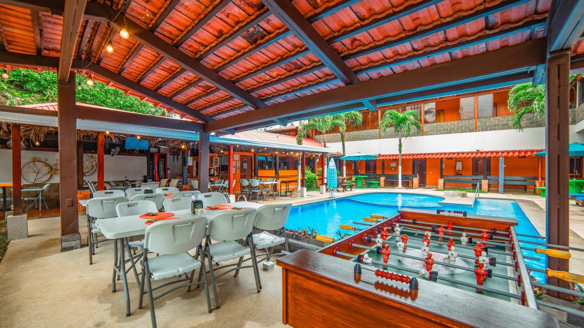 Hotel La Hacienda Quesada  Luaran gambar
