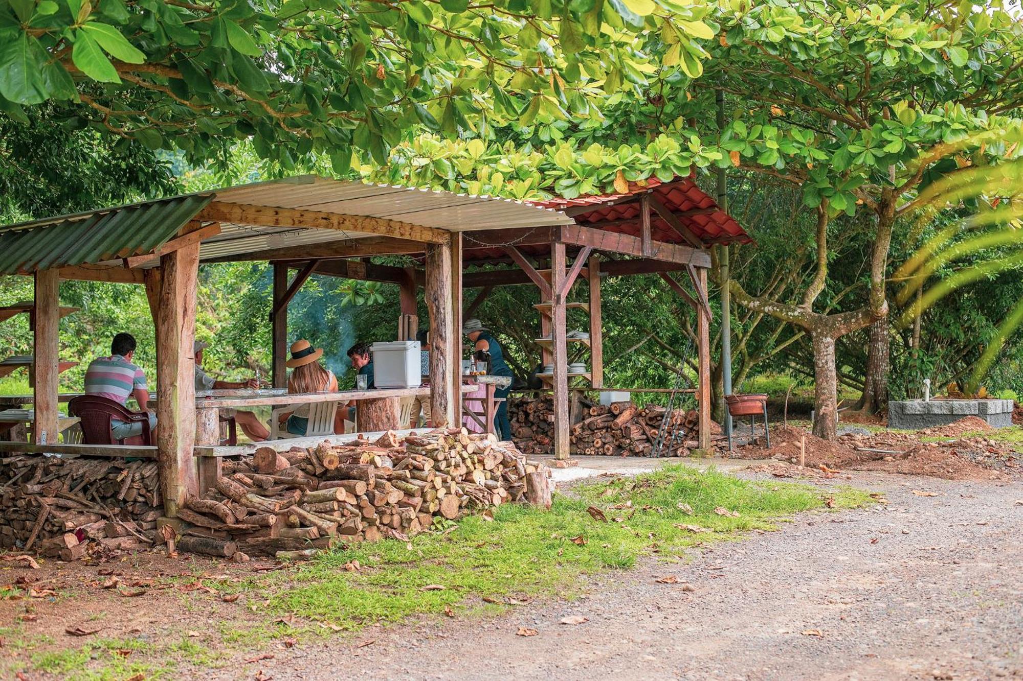 Hotel La Hacienda Quesada  Luaran gambar